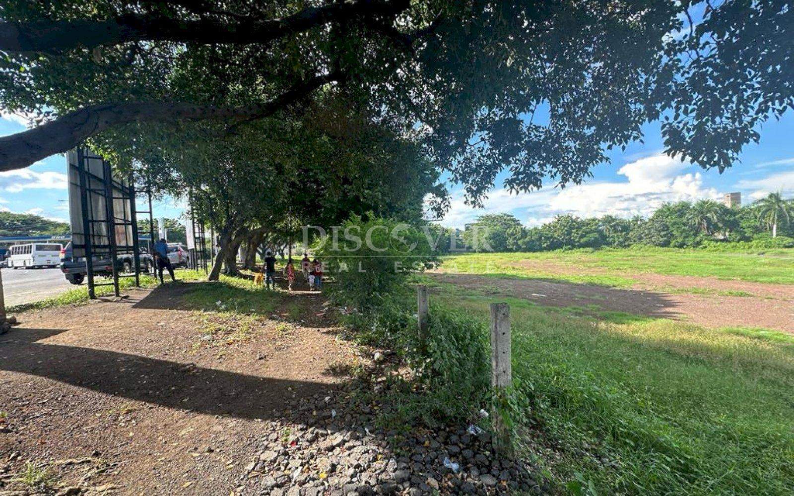 Terreno En Venta Ubicado En El Centro De Managua Discovernica