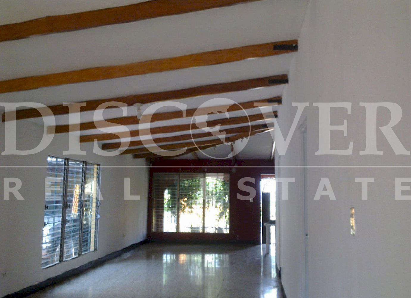 https://images.discovernica.com/propiedad/1600/020520131300.jpg