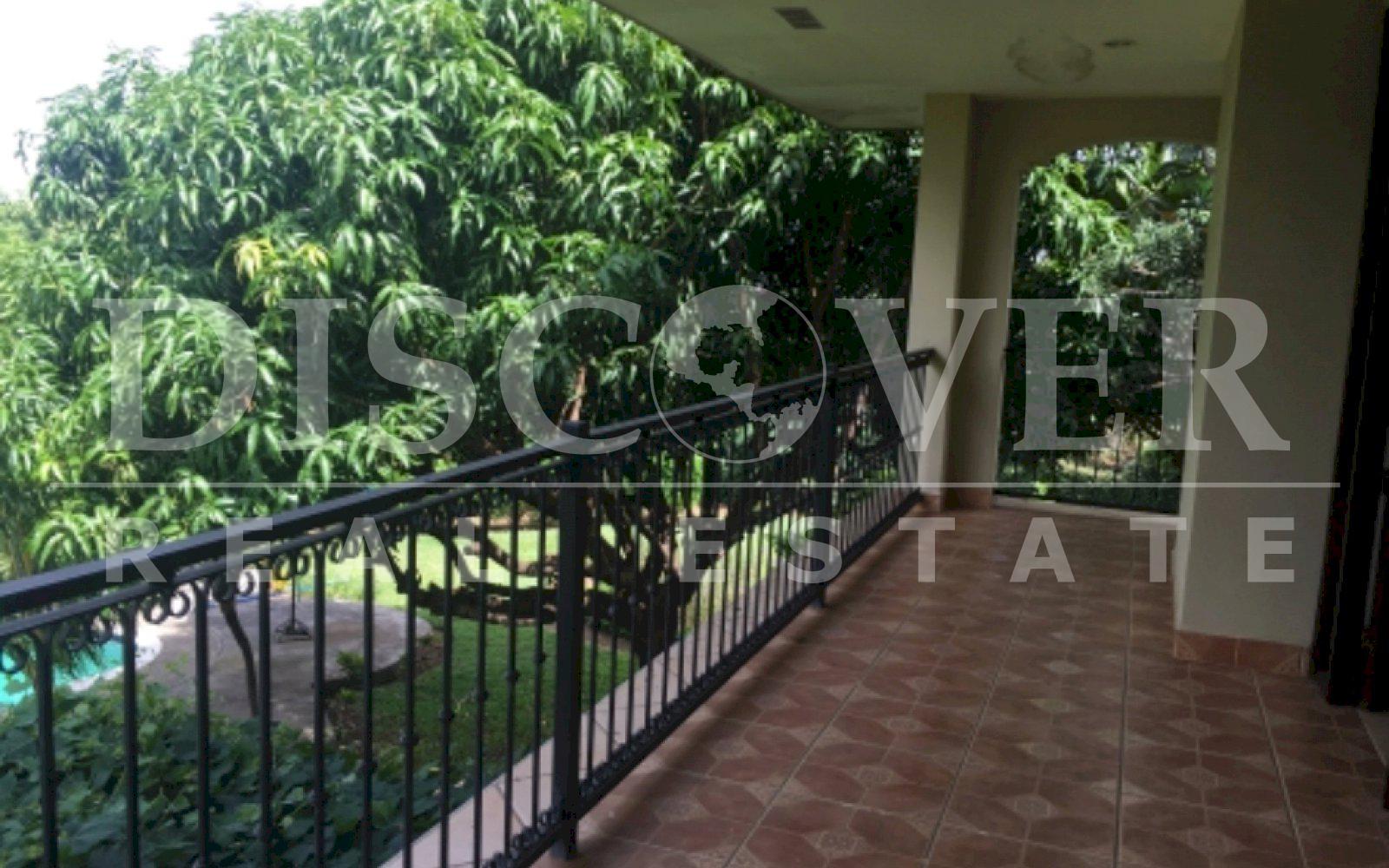 https://images.discovernica.com/propiedad/1600/0D24F811_6C7F_453E_BA89_65CFE5864CAB.jpeg