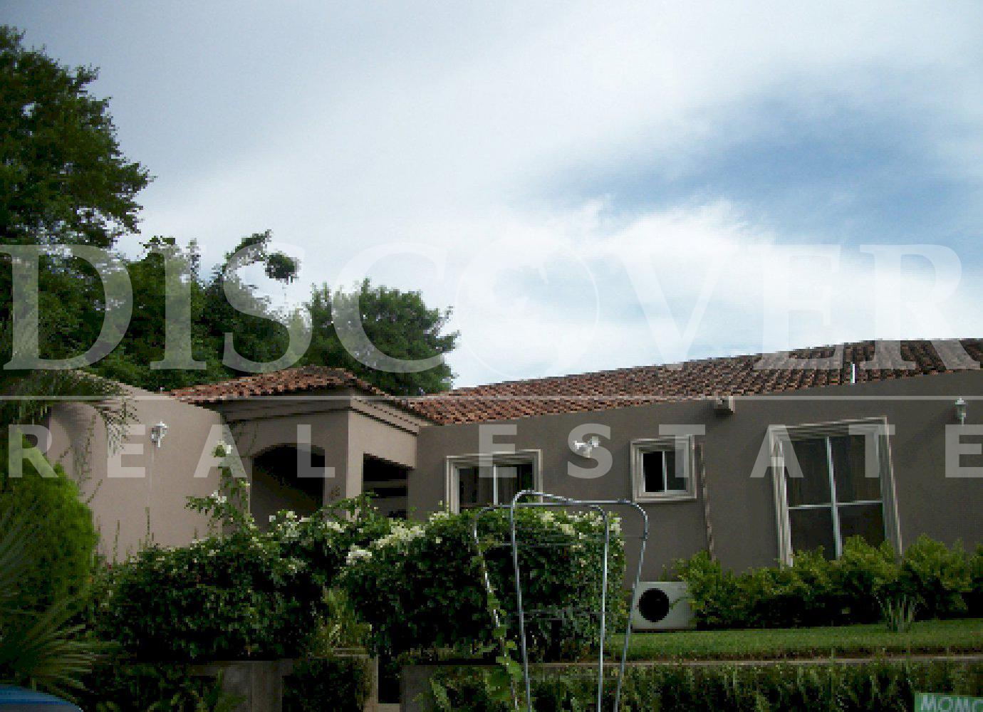 Casa en venta en Portal del Carmen. - Discovernica