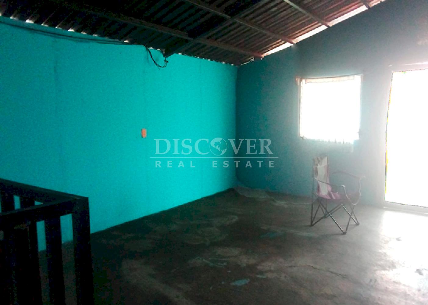 House for sale in Pista Larreynaga - Versatile use