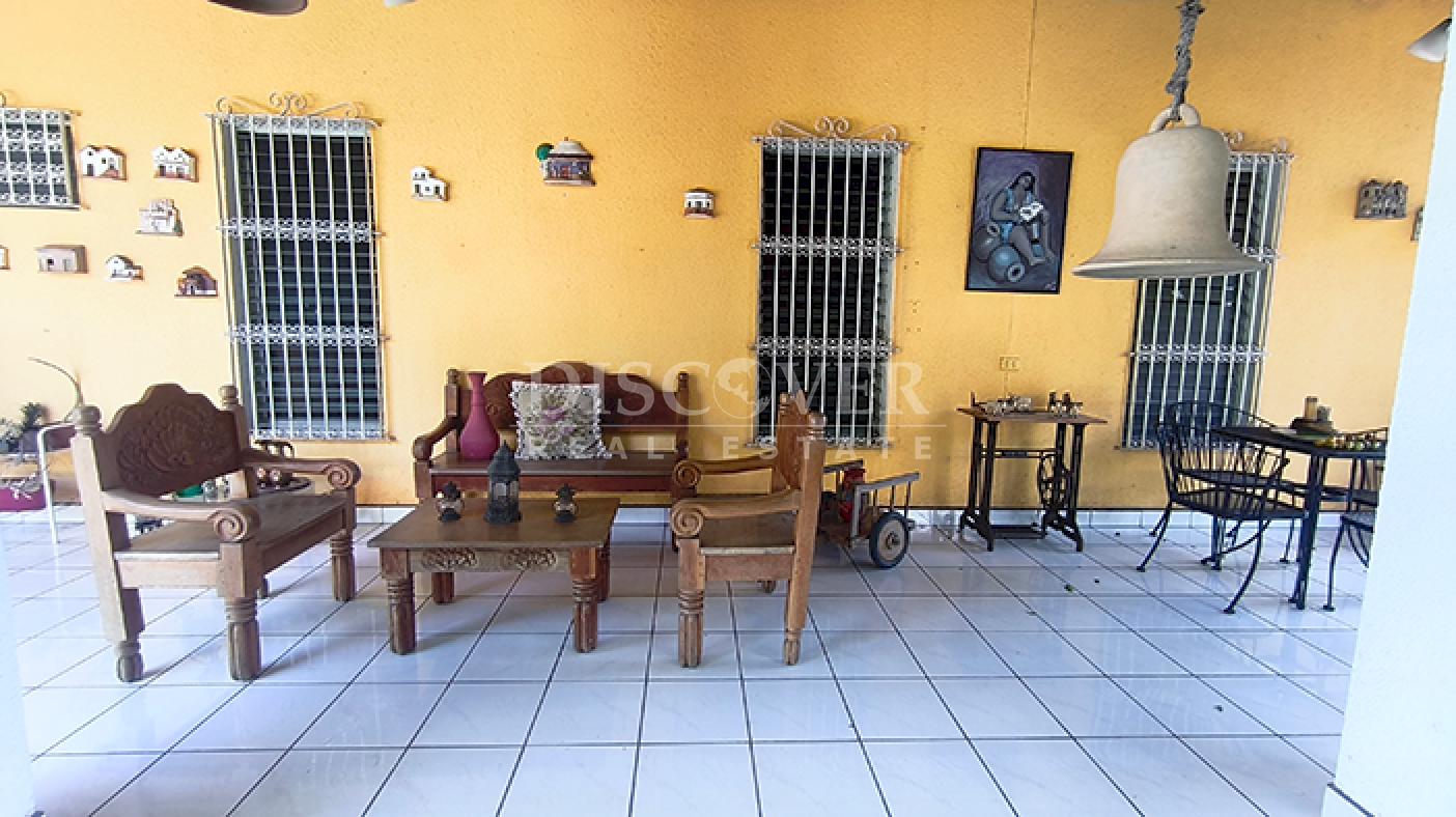 House for rent ideal for a business, in Las Colinas