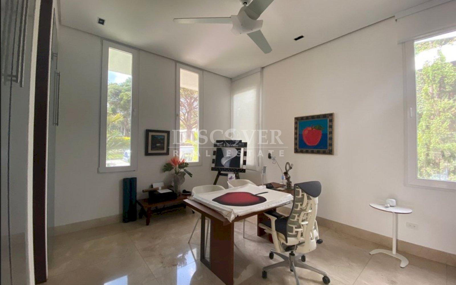 https://images.discovernica.com/propiedad/1600/11549856_copia.jpg