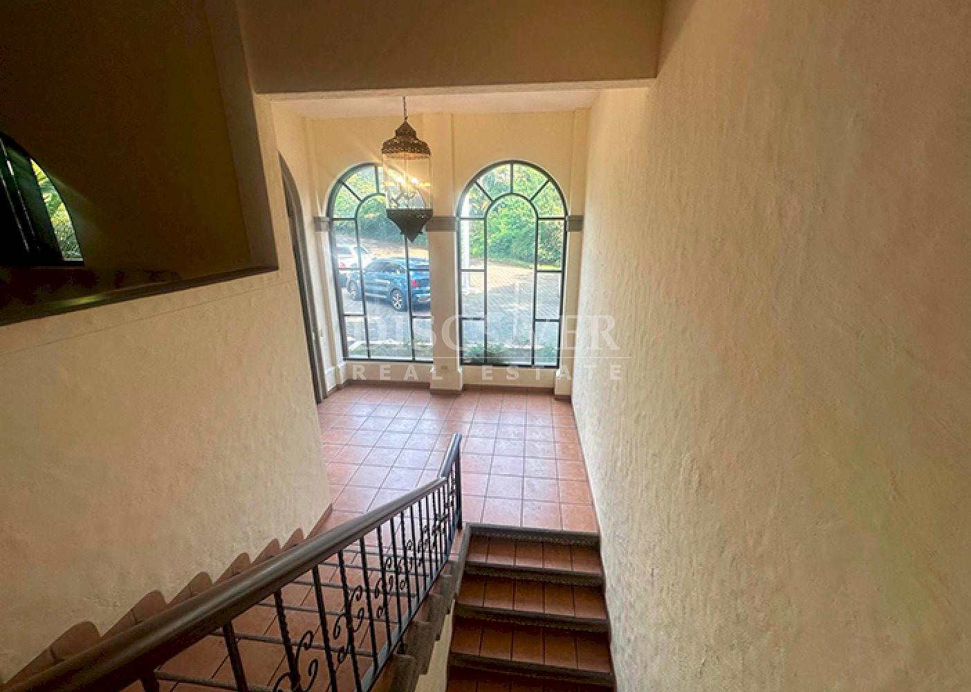 House for sale/rent in Villa Fontana with spectacular lake views 