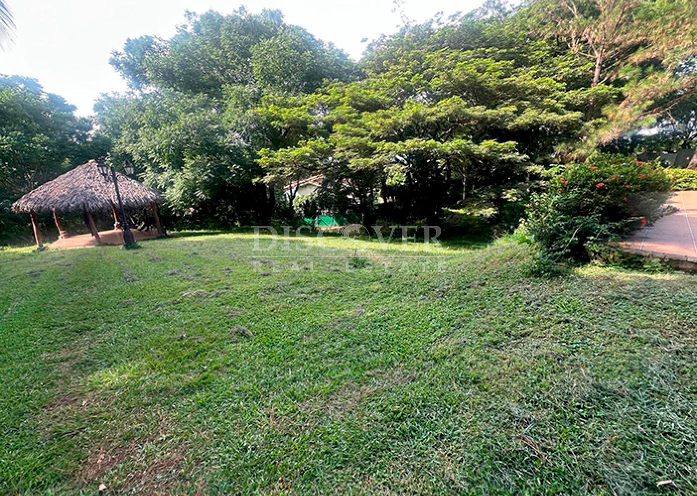 House for sale/rent in Villa Fontana with spectacular lake views 