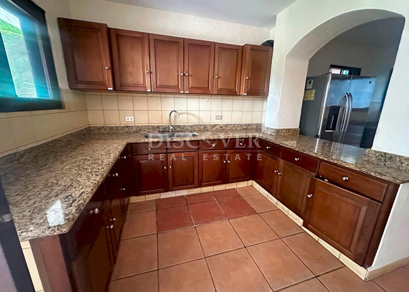 House for sale/rent in Villa Fontana with spectacular lake views 