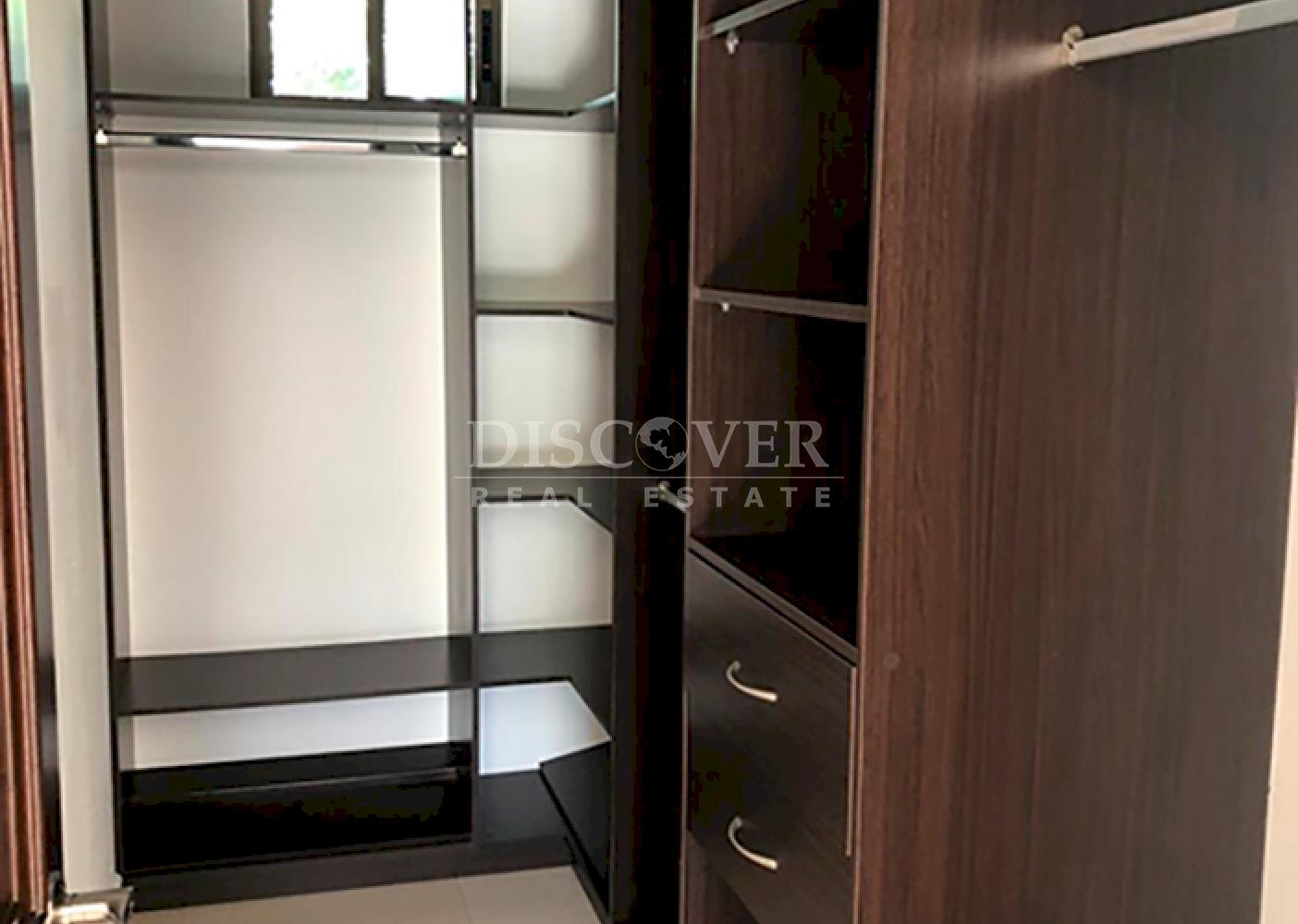  House for Rent and Sale in Villa Fontana