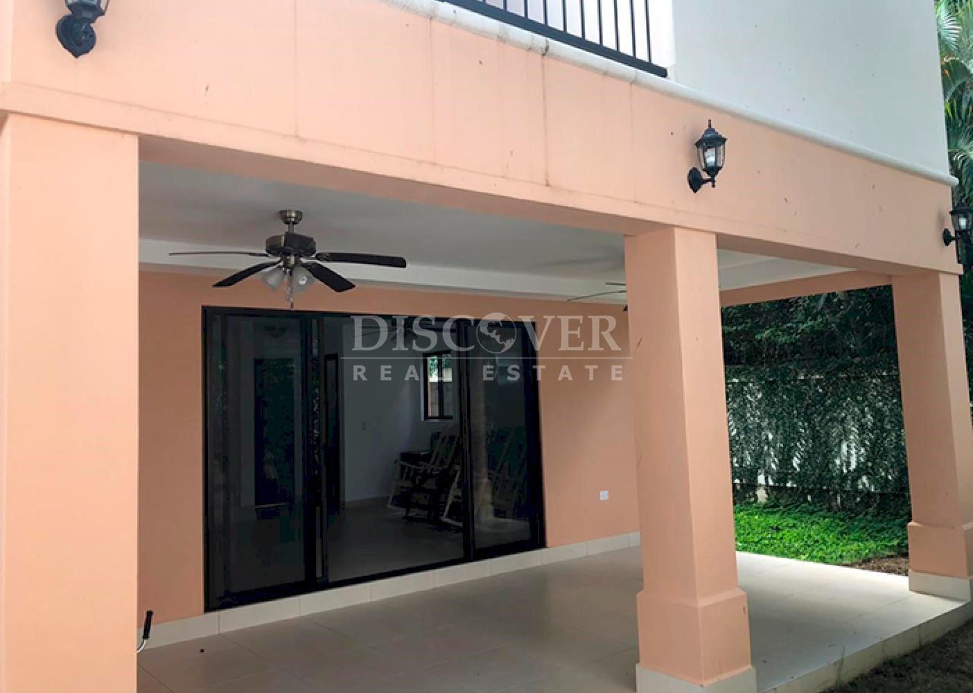  House for Rent and Sale in Villa Fontana