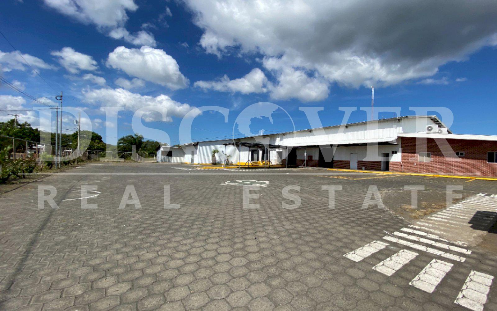 https://images.discovernica.com/propiedad/1600/125190.jpg.jpeg