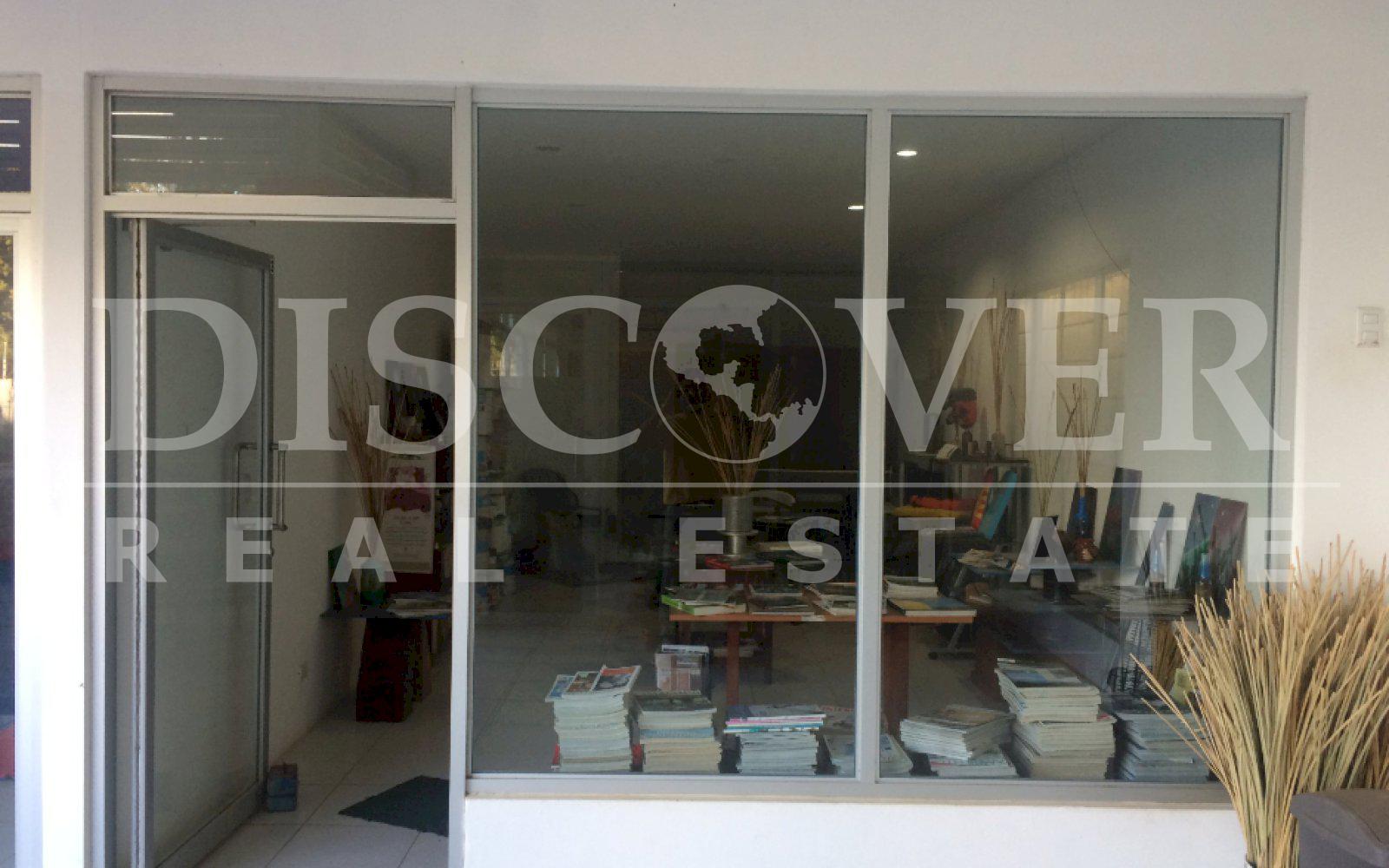 https://images.discovernica.com/propiedad/1600/125742.jpg.jpeg
