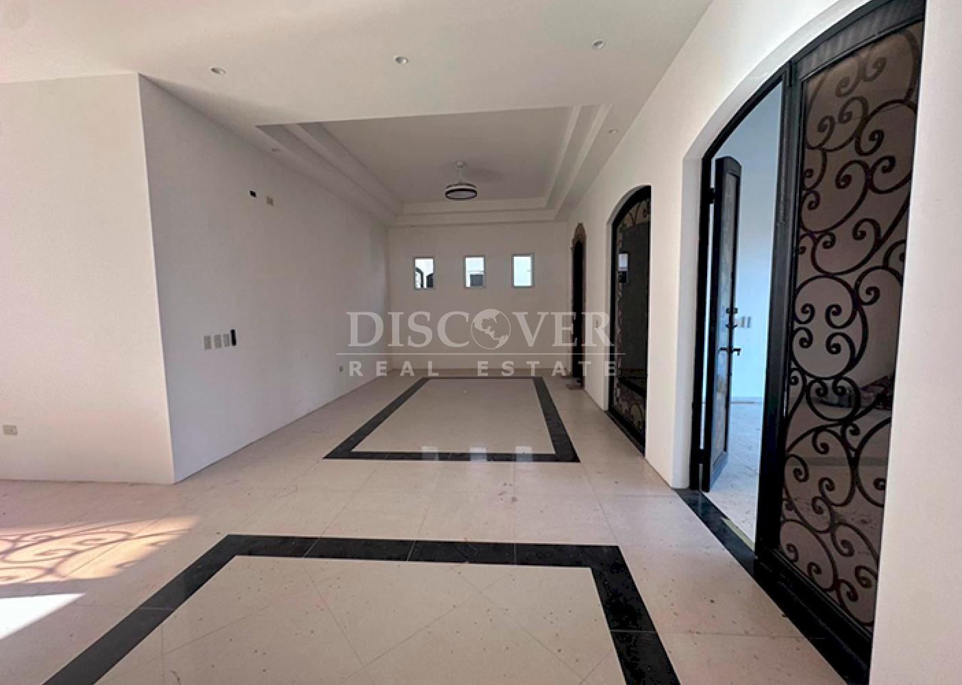 Casa en venta en la zona residencial de Villa Fontana