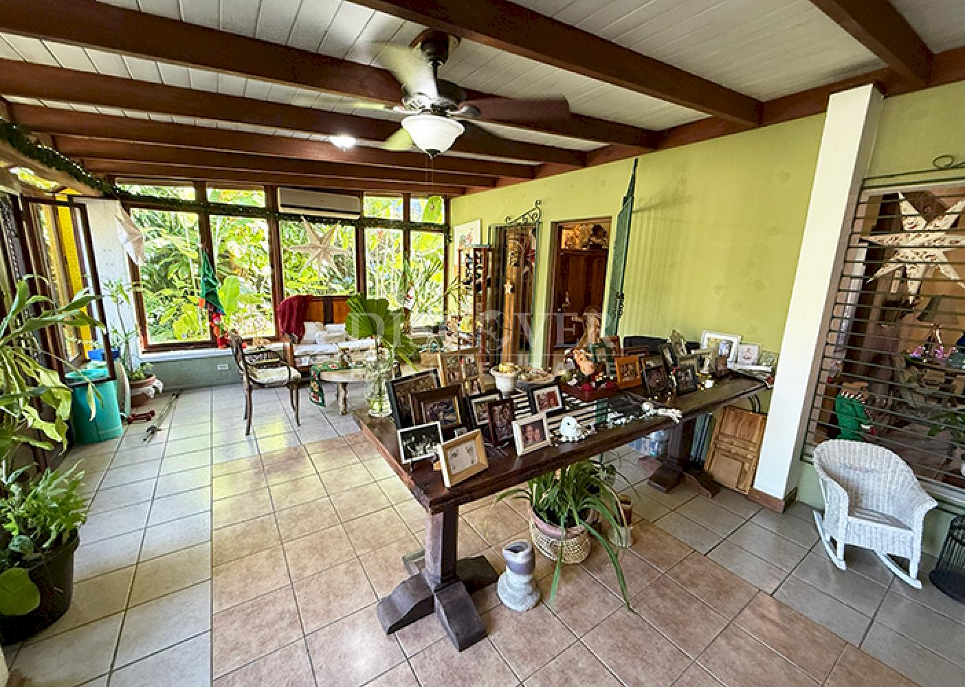 Spacious and cozy house for sale in Santo Domingo