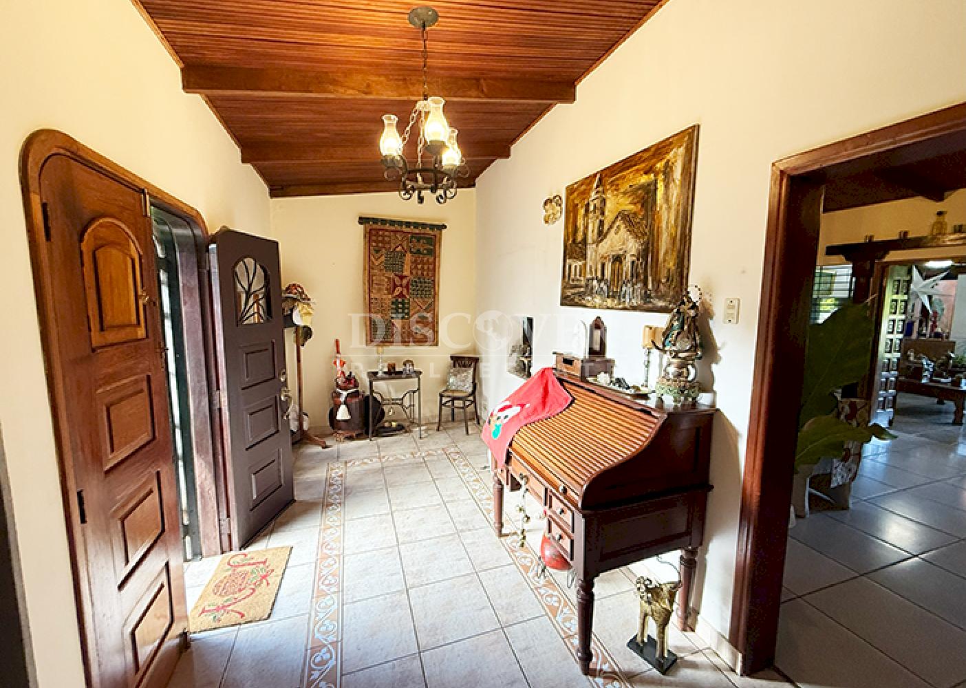 Spacious and cozy house for sale in Santo Domingo