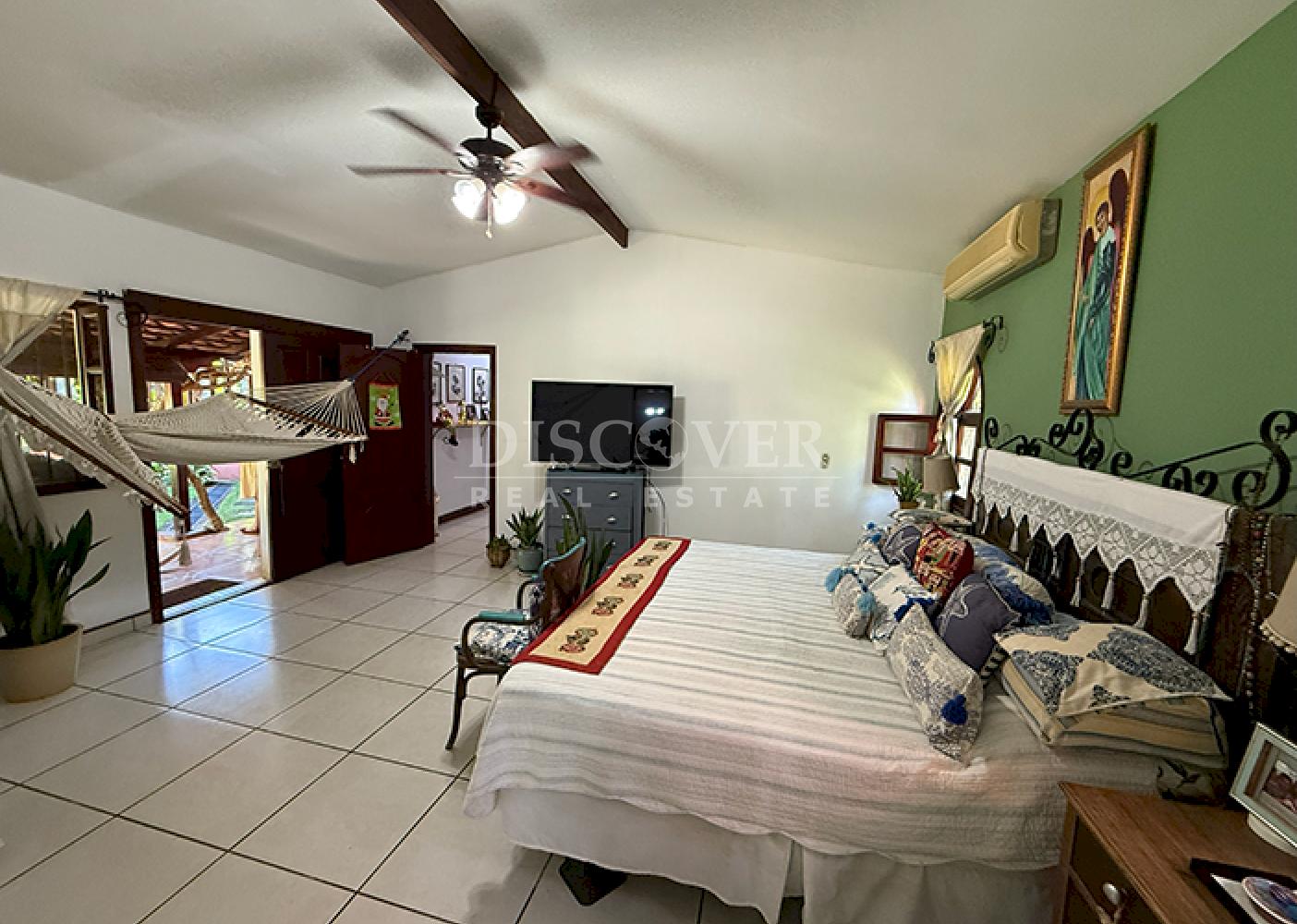 Spacious and cozy house for sale in Santo Domingo