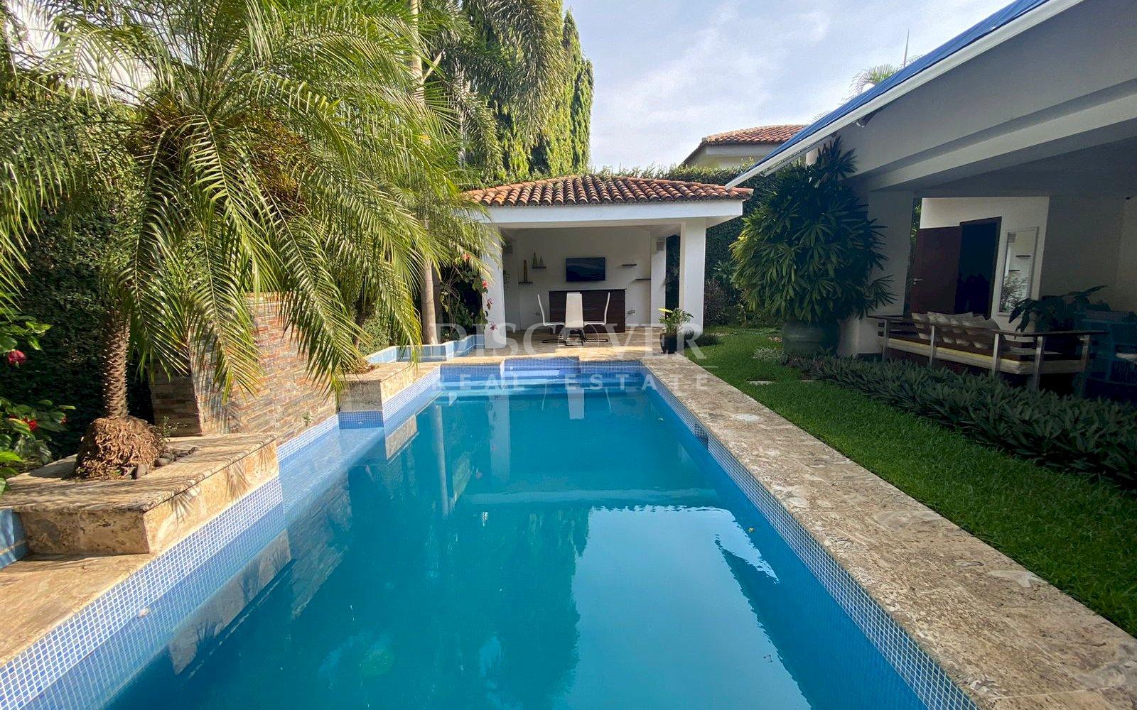 https://images.discovernica.com/propiedad/1600/13202_3_.jpg