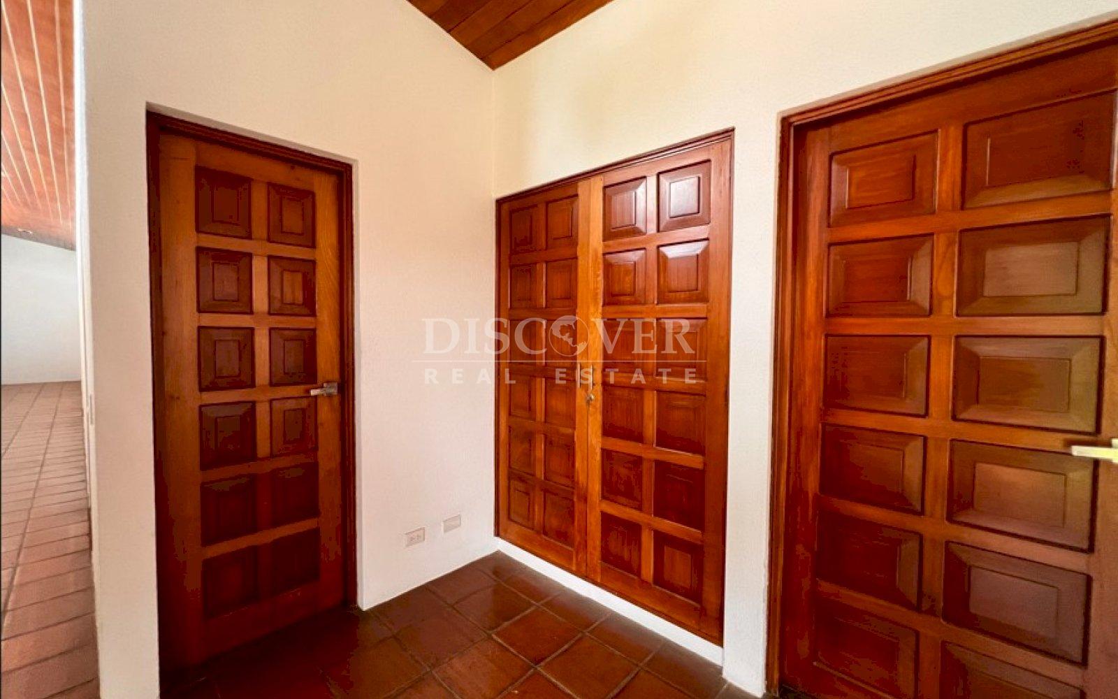 https://images.discovernica.com/propiedad/1600/13258795.jpg
