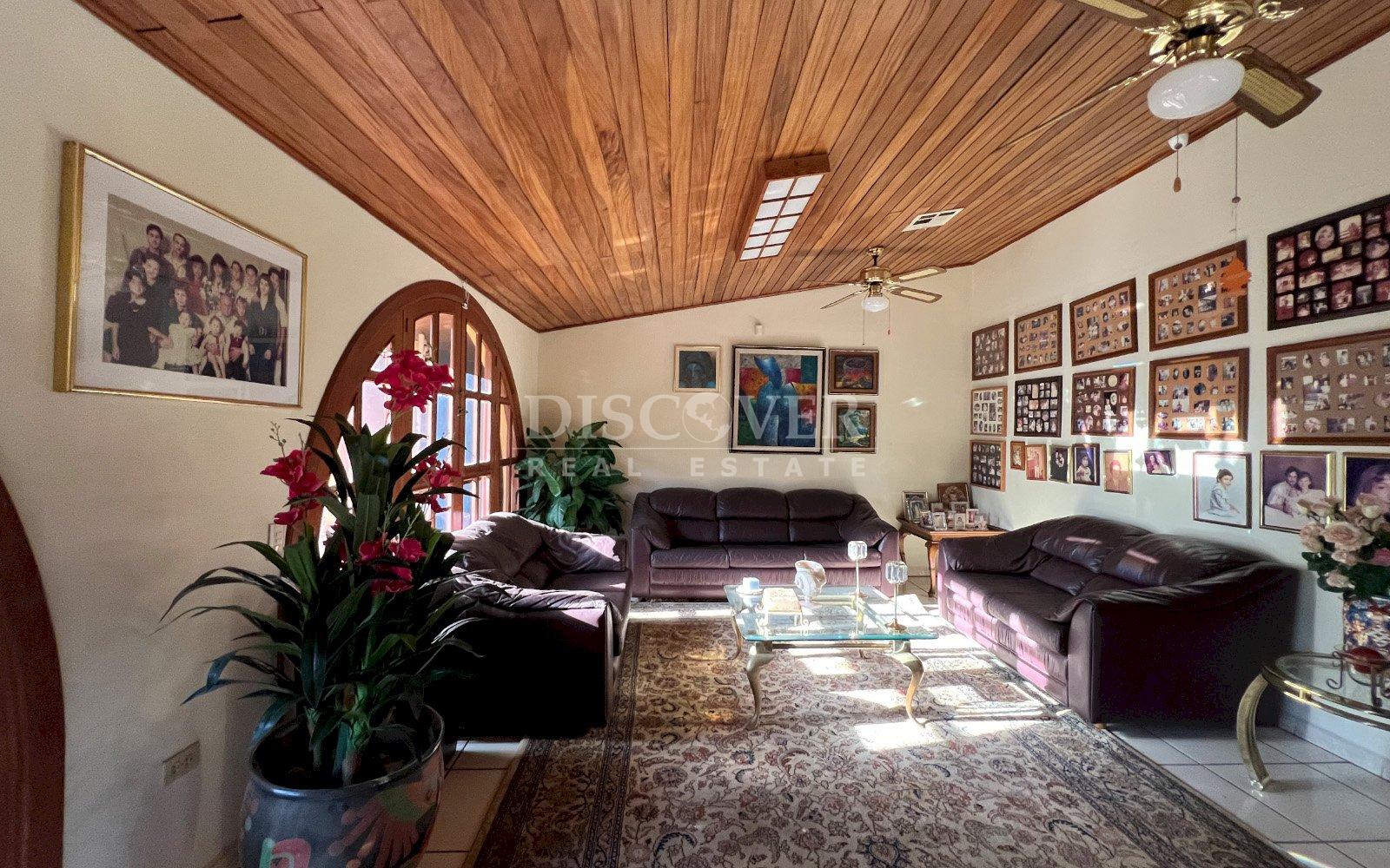  House for sale in Reparto San Juan