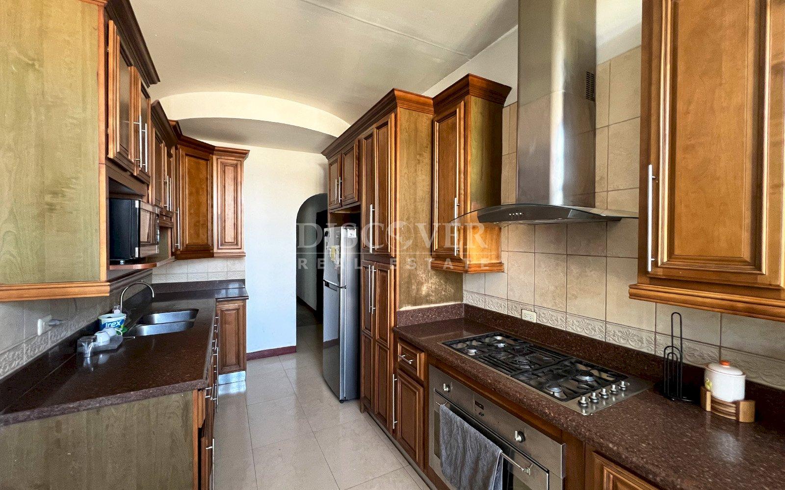 House for Rent in Villa Fontana