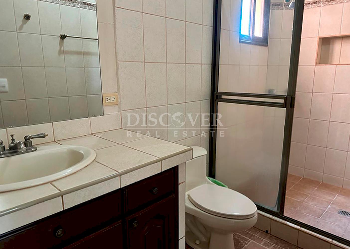  Fully furnished apartment for rent on Carretera Sur