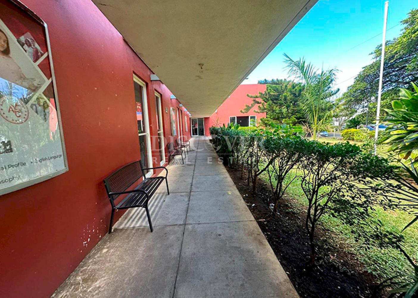  Building for sale or rent in a prime location in Plaza España