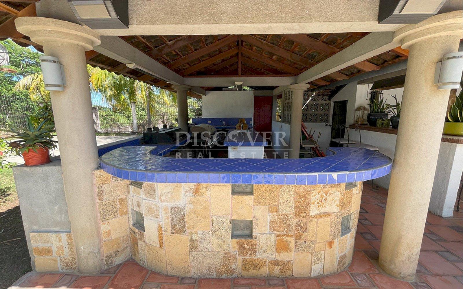  House for Sale in Veracruz – Spacious, Modern, and Functional