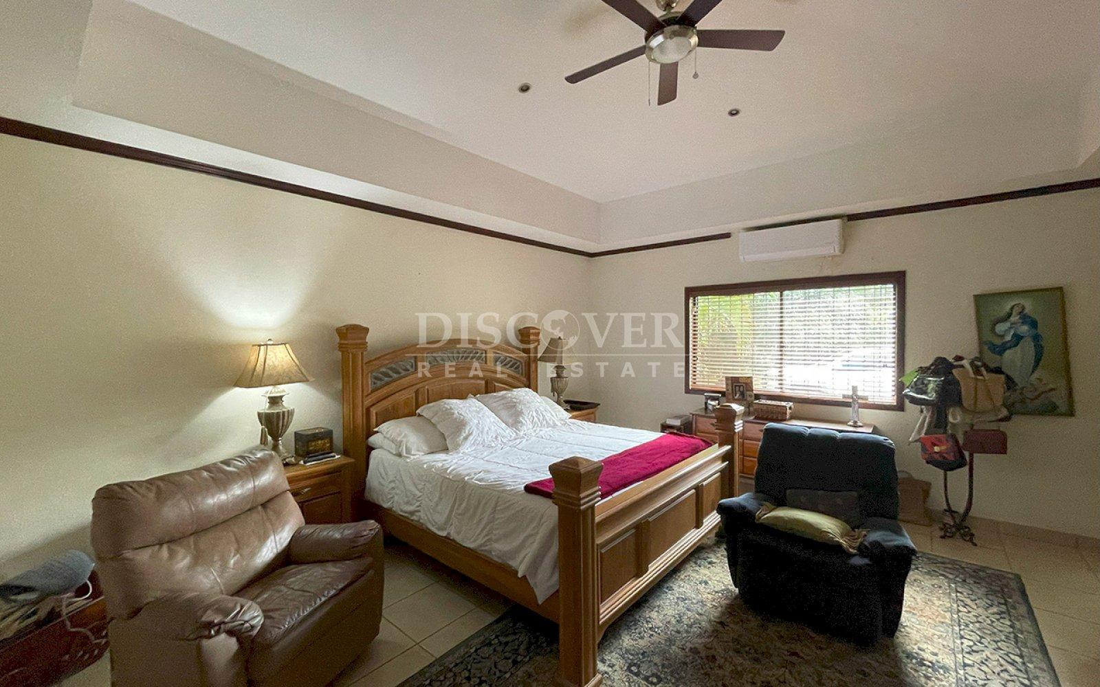  House for Sale in Veracruz – Spacious, Modern, and Functional