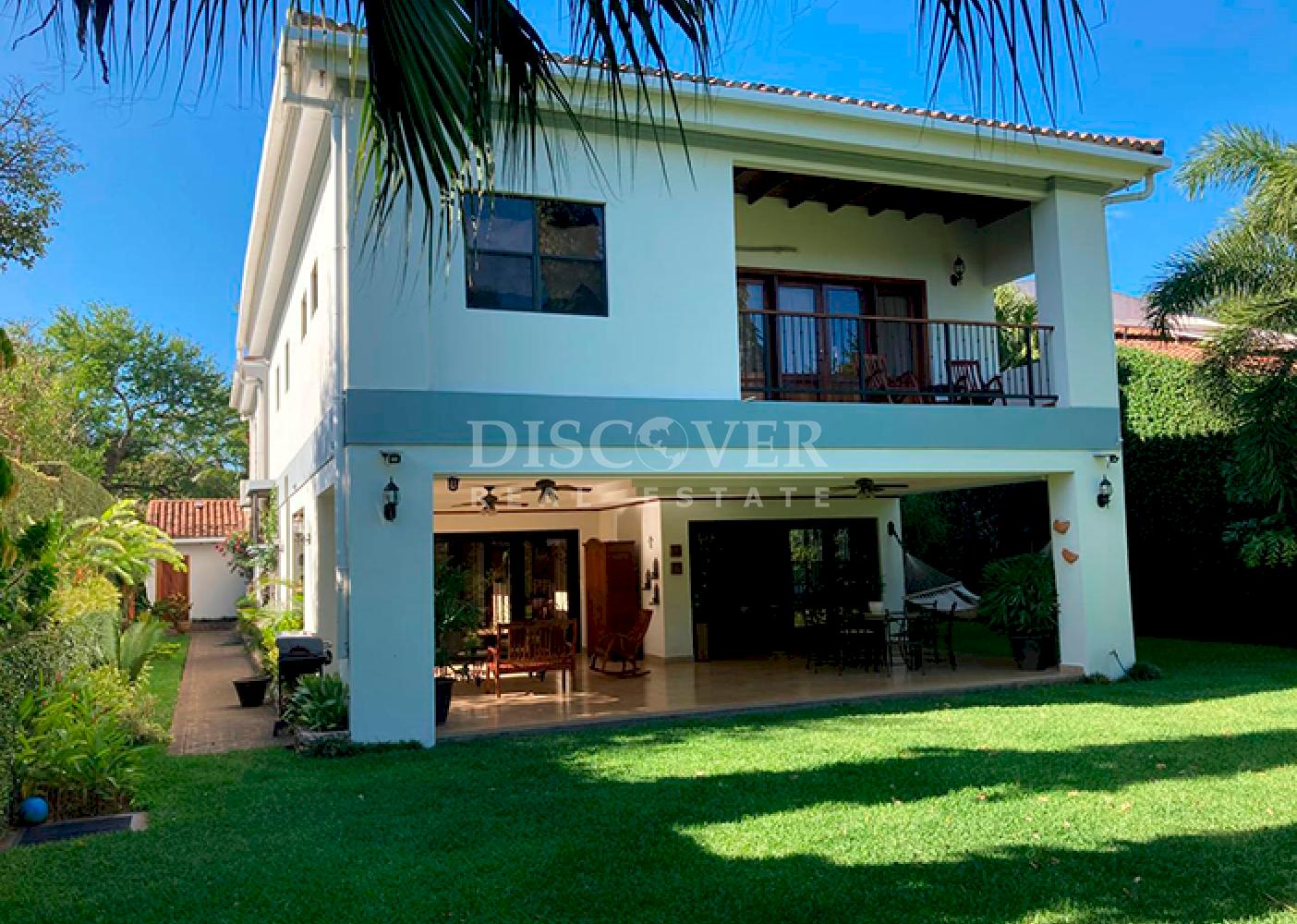  House for Sale/Rent - Cool, Quiet and Safe area of Carretera Sur
