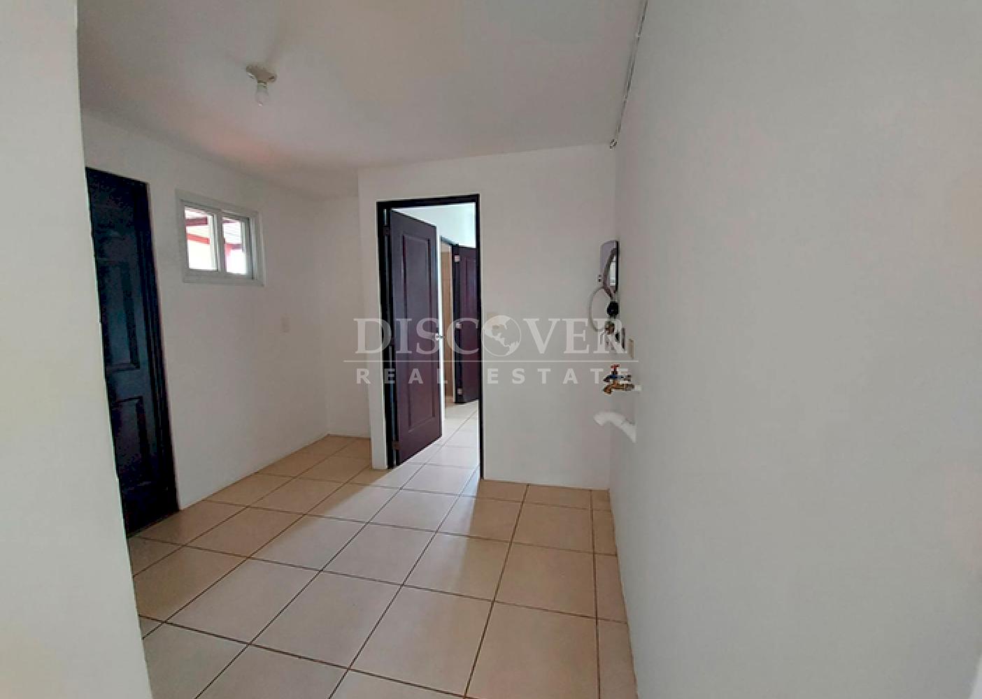 House for rent in condominium - Las Colinas