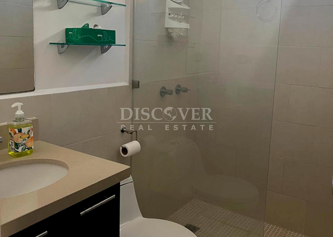  House for sale on the Masaya Highway - Condo area