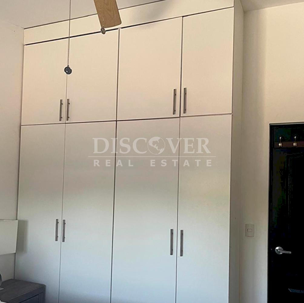  House for sale on the Masaya Highway - Condo area