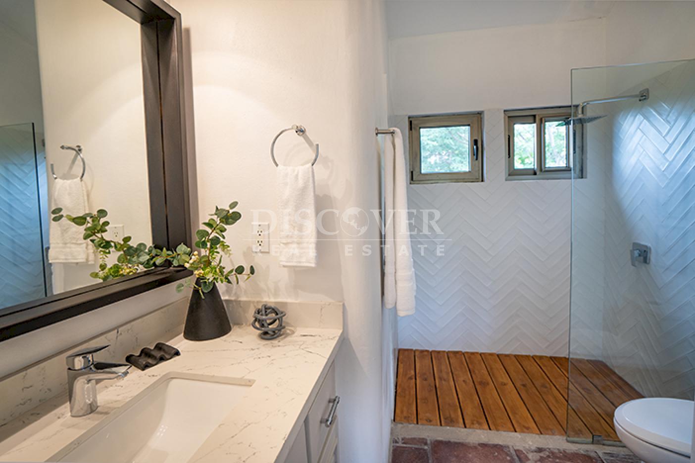  Luxury beach house for sale in Rancho Santana