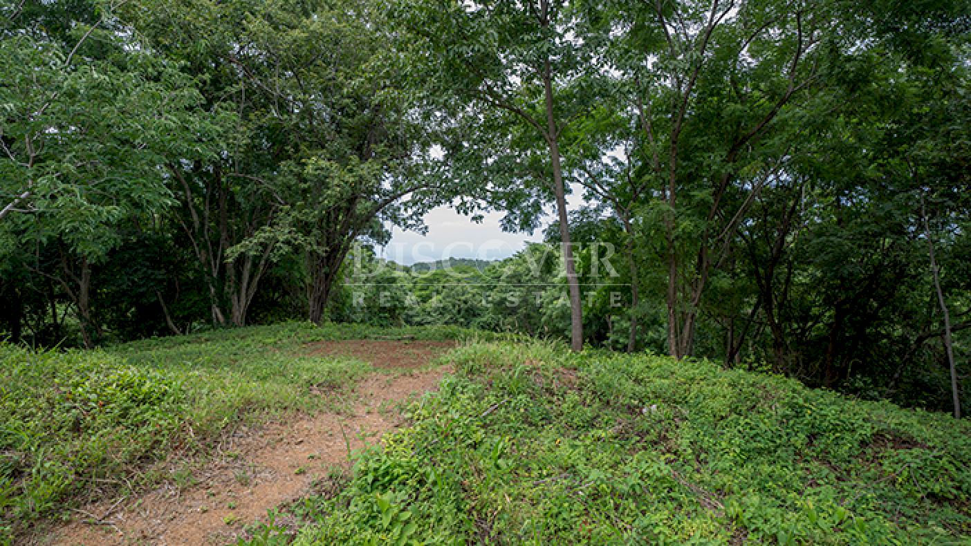 Beach lot for sale in Rancho Santana