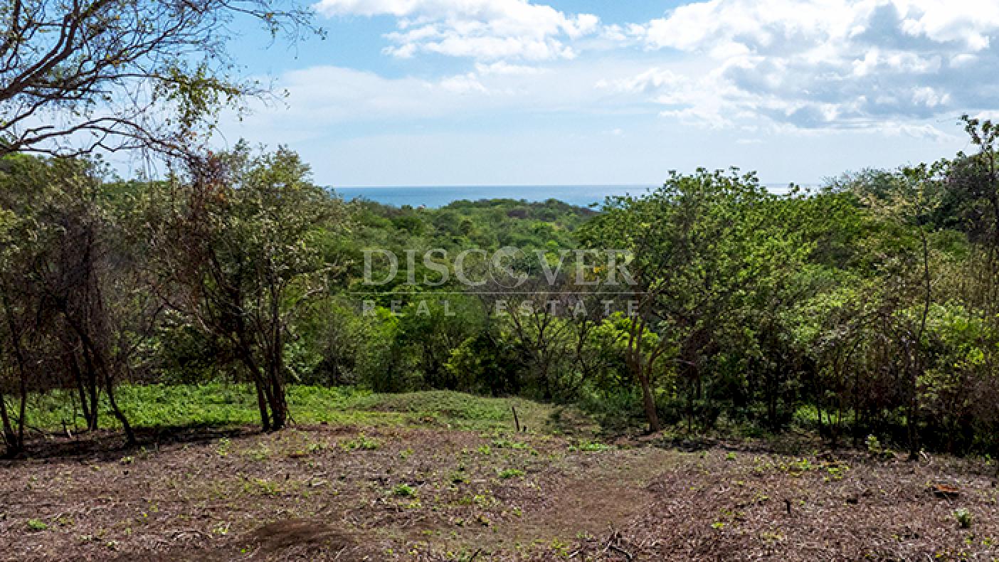  Lot with ocean view for sale in Rancho Santana
