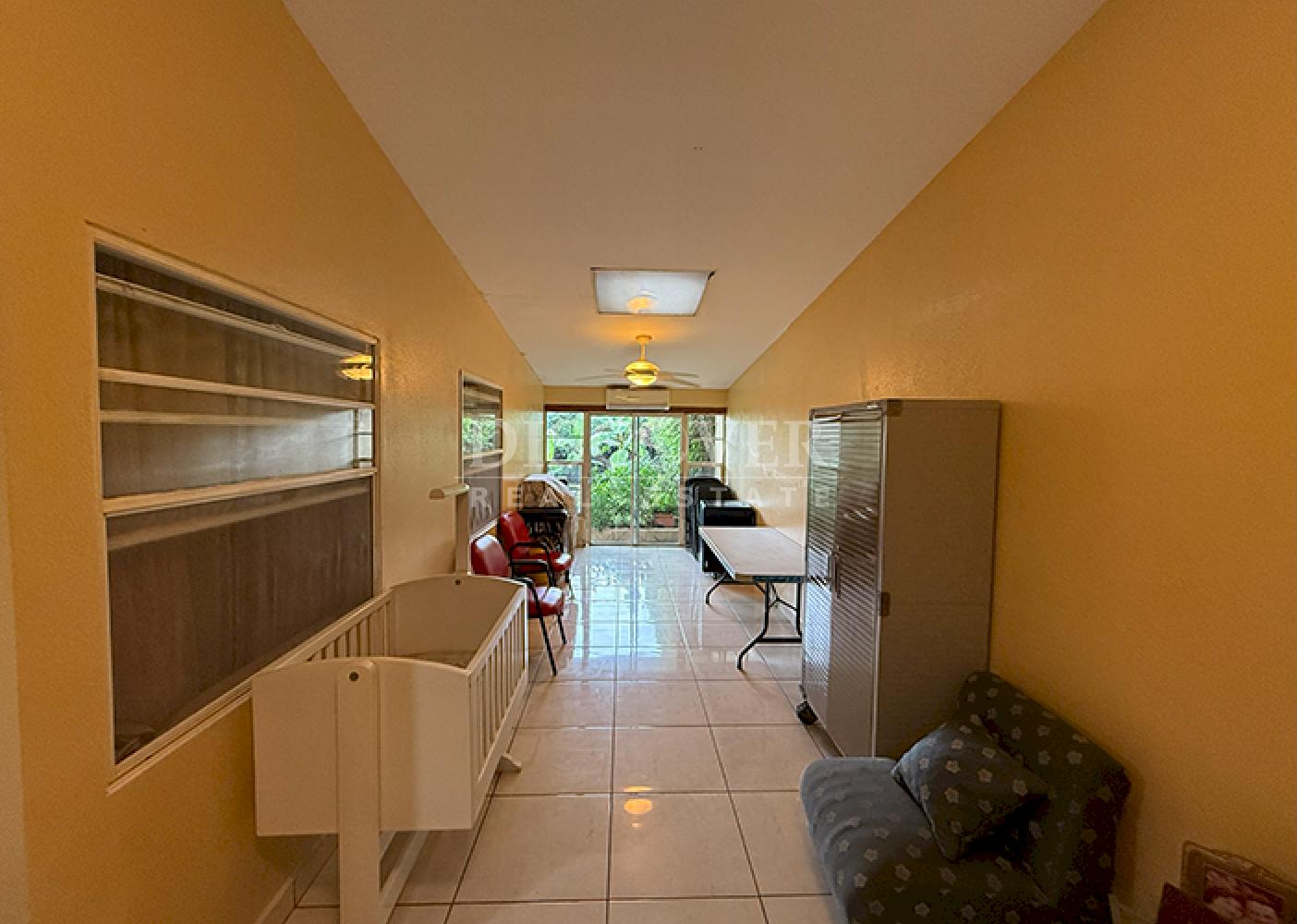  House for sale on Avenida Universitaria Managua 