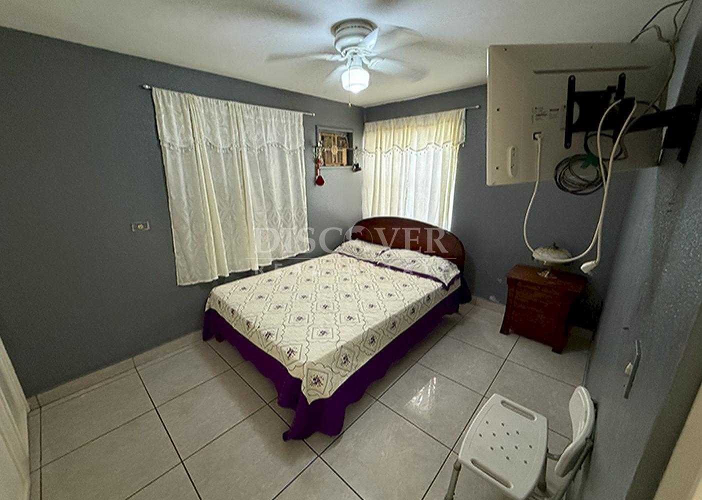  House for sale on Avenida Universitaria Managua 