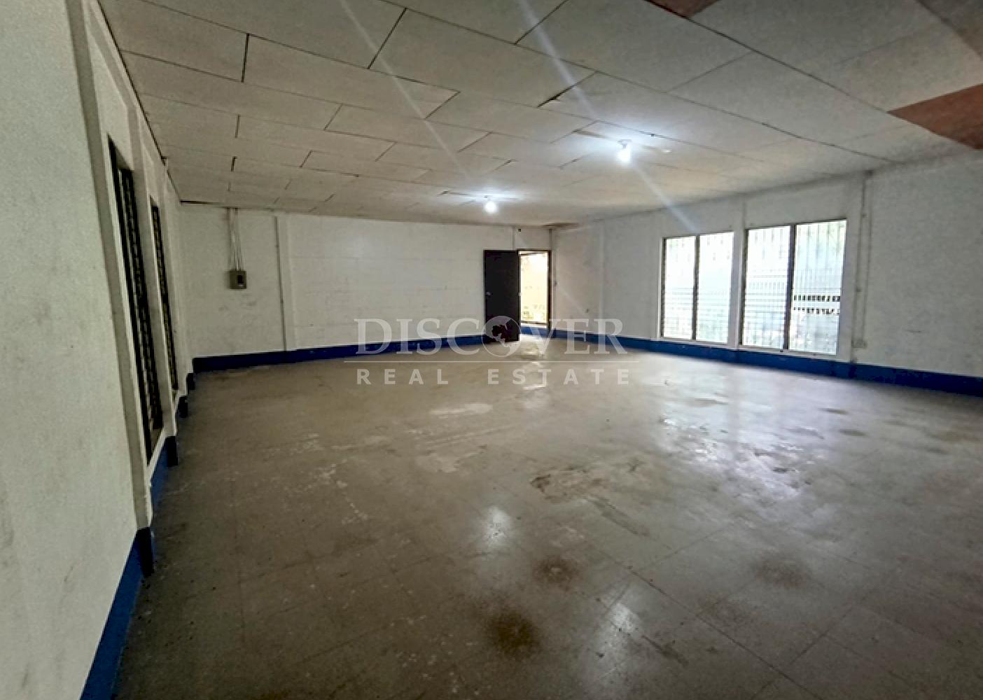  Commercial module for rent on the main road in Sébaco