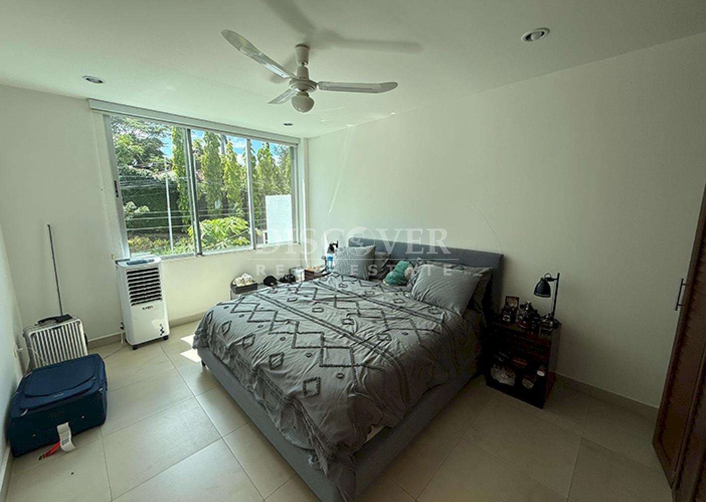  Townhouses for sale in condominium - Villa Fontana