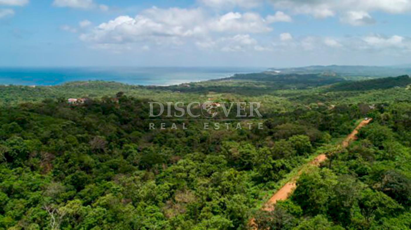  Lot with ocean view for sale in Rancho Santana 