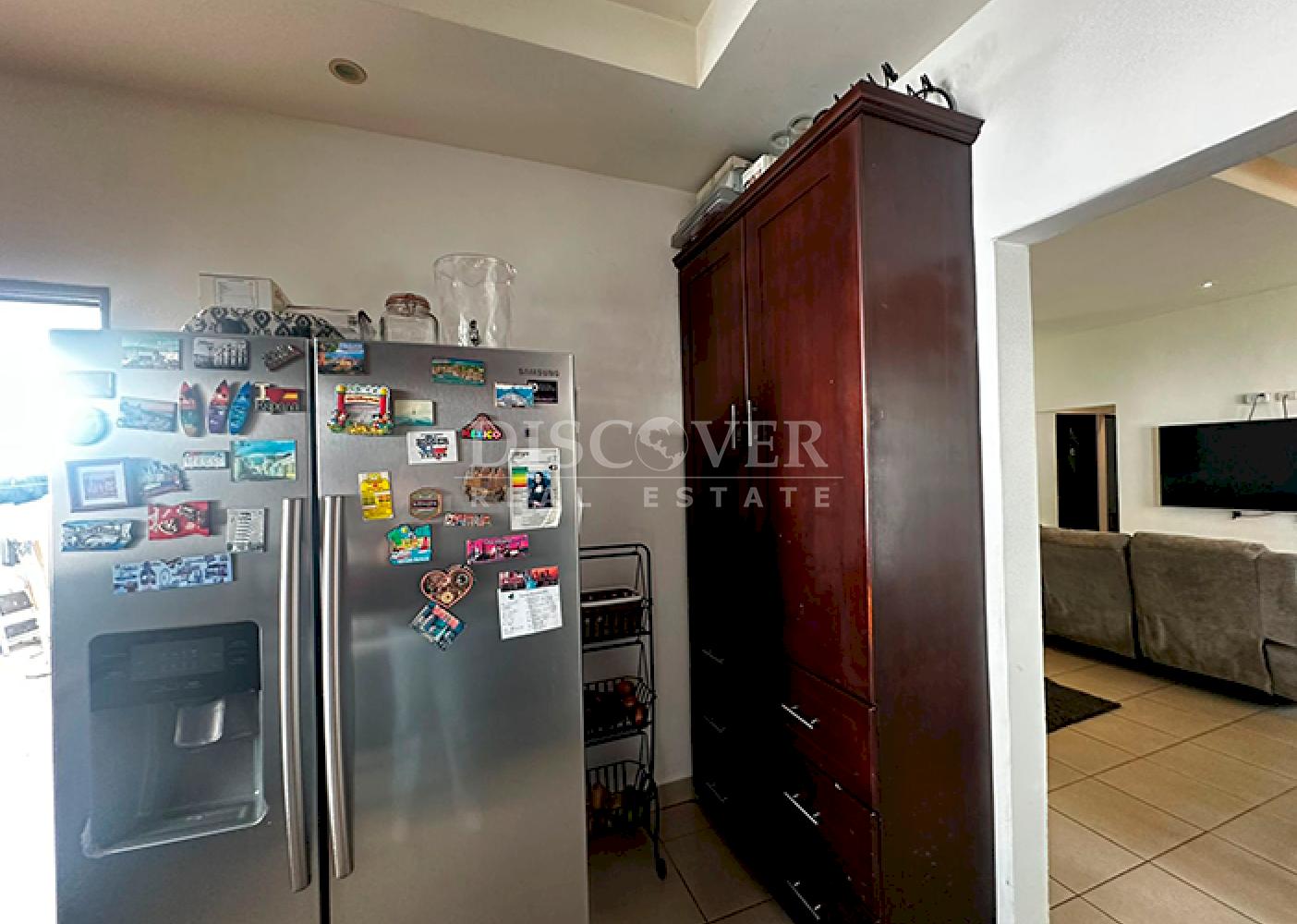  Modern house for sale in residential area - Carretera Vieja a León 