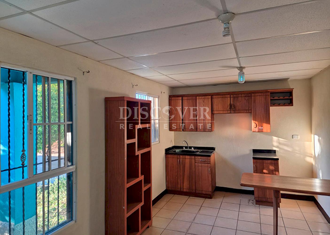 House for sale on Carretera Nueva in León