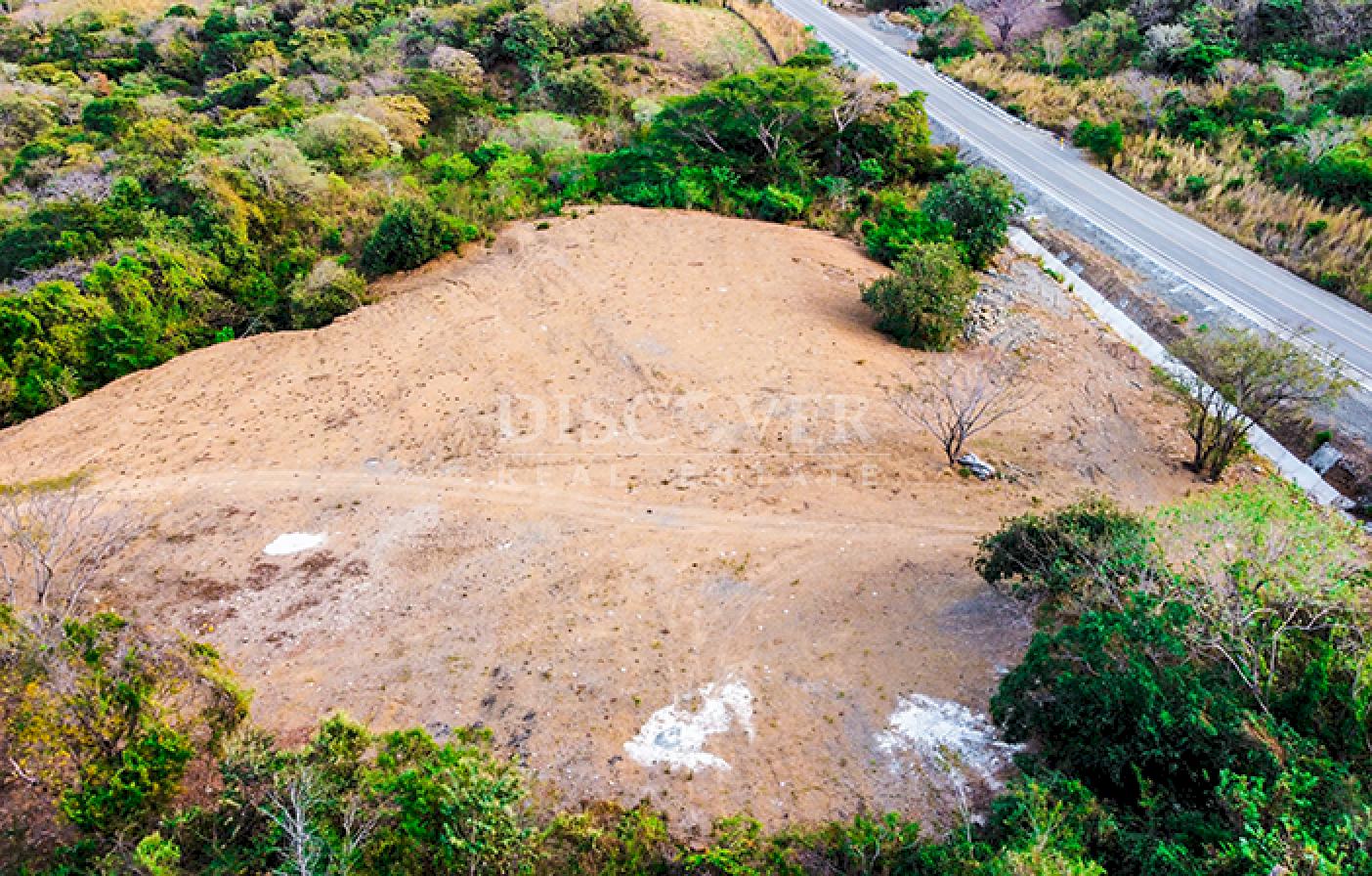 Land for sale in Rivas on the main road