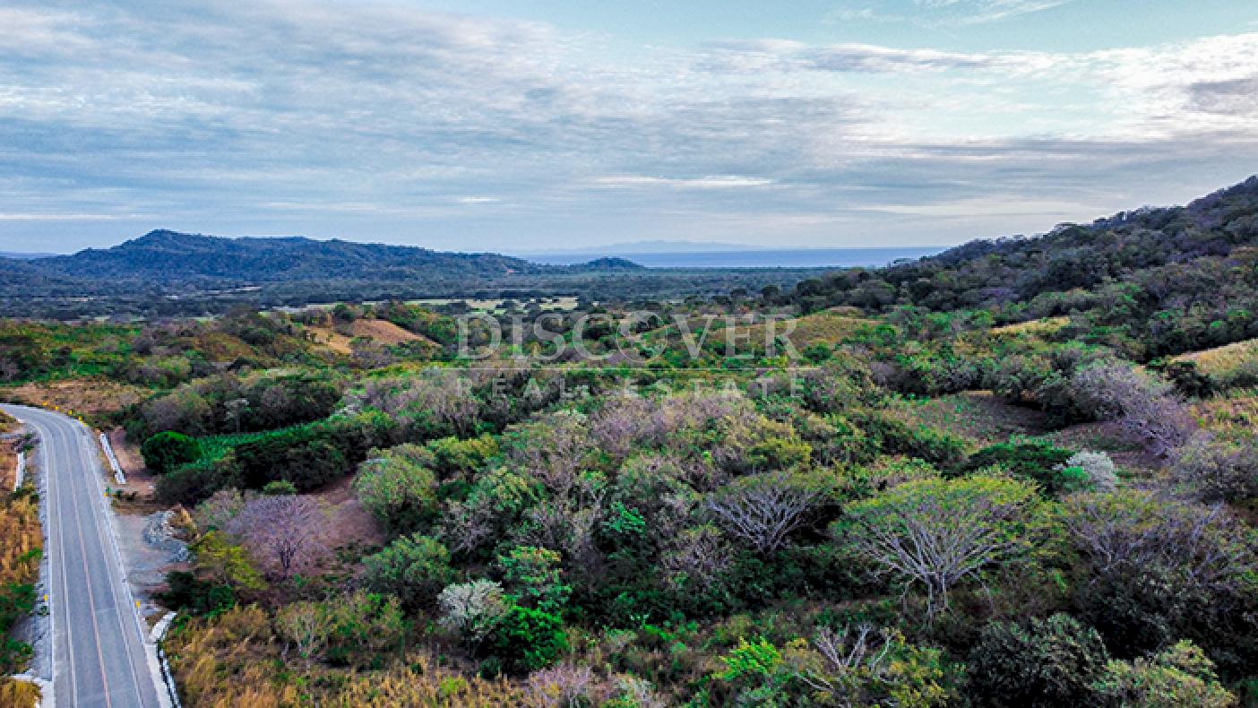 Land for sale in Rivas on the main road