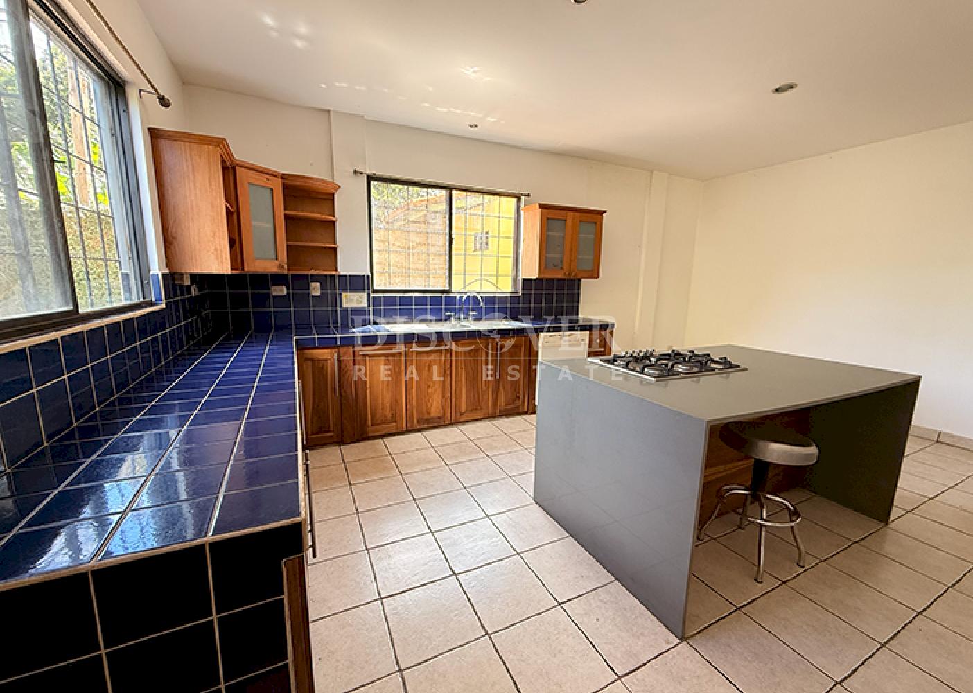 Spacious house for sale/rent in Santo Domingo