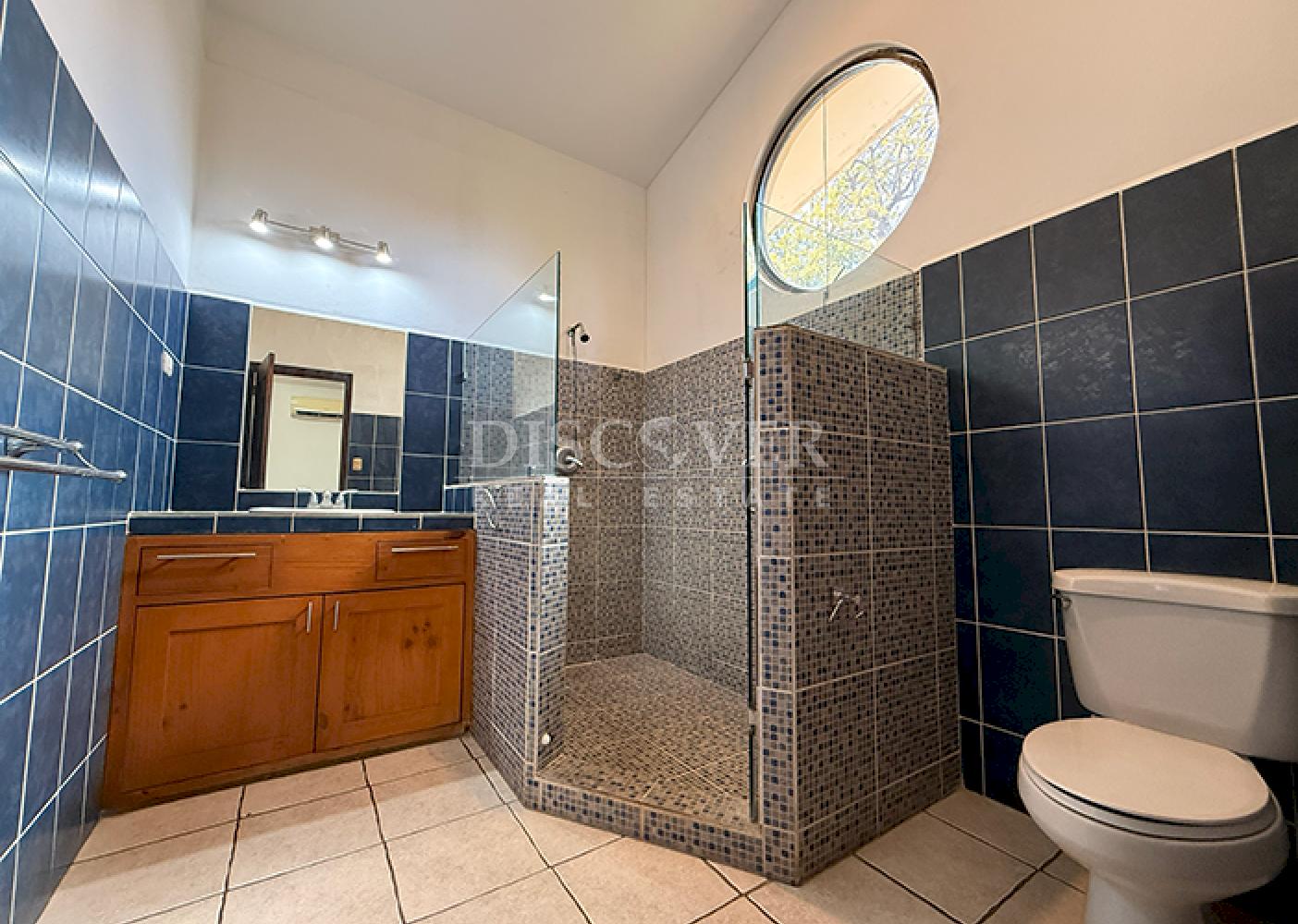 Spacious house for sale/rent in Santo Domingo