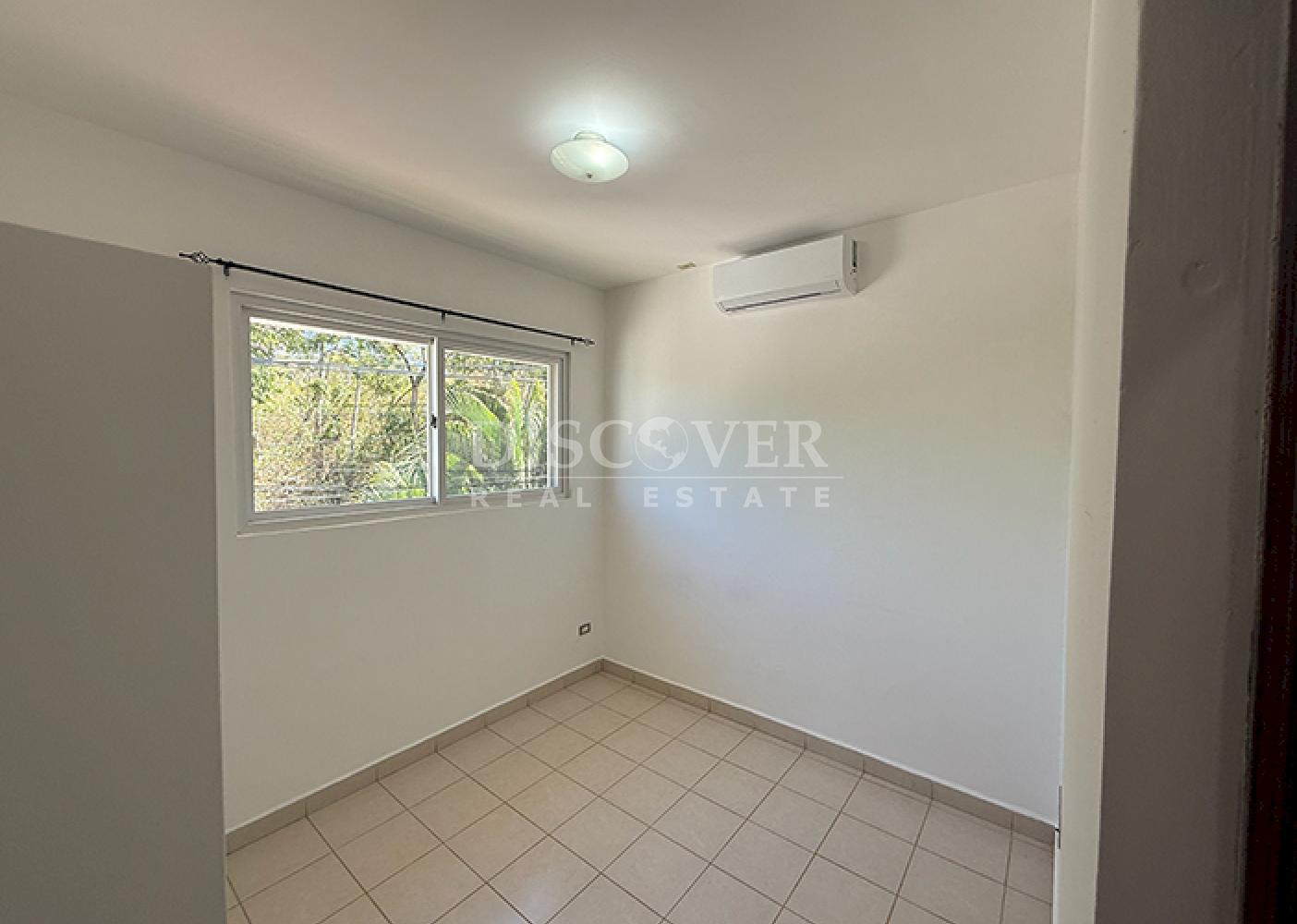  Two-Story House for Rent - Villa Fontana Sur