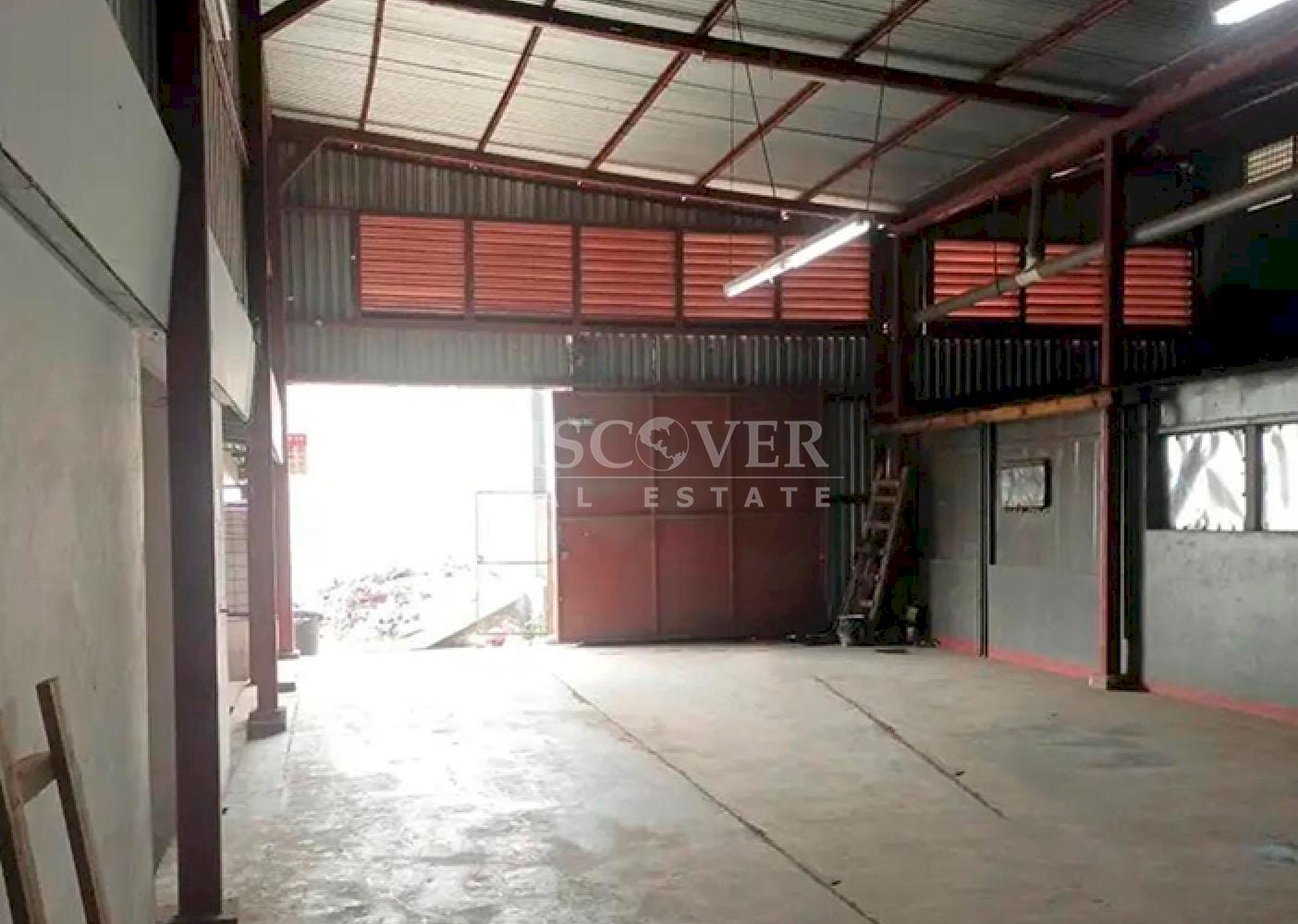  Warehouse for rent on Carretera Norte