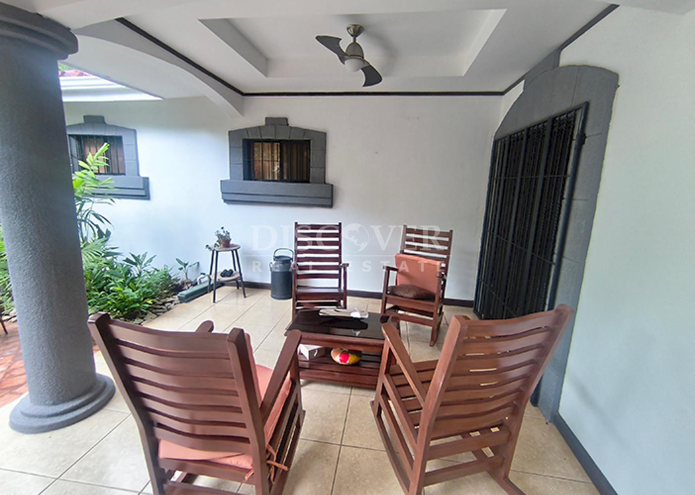 Spacious house for sale in Las Colinas