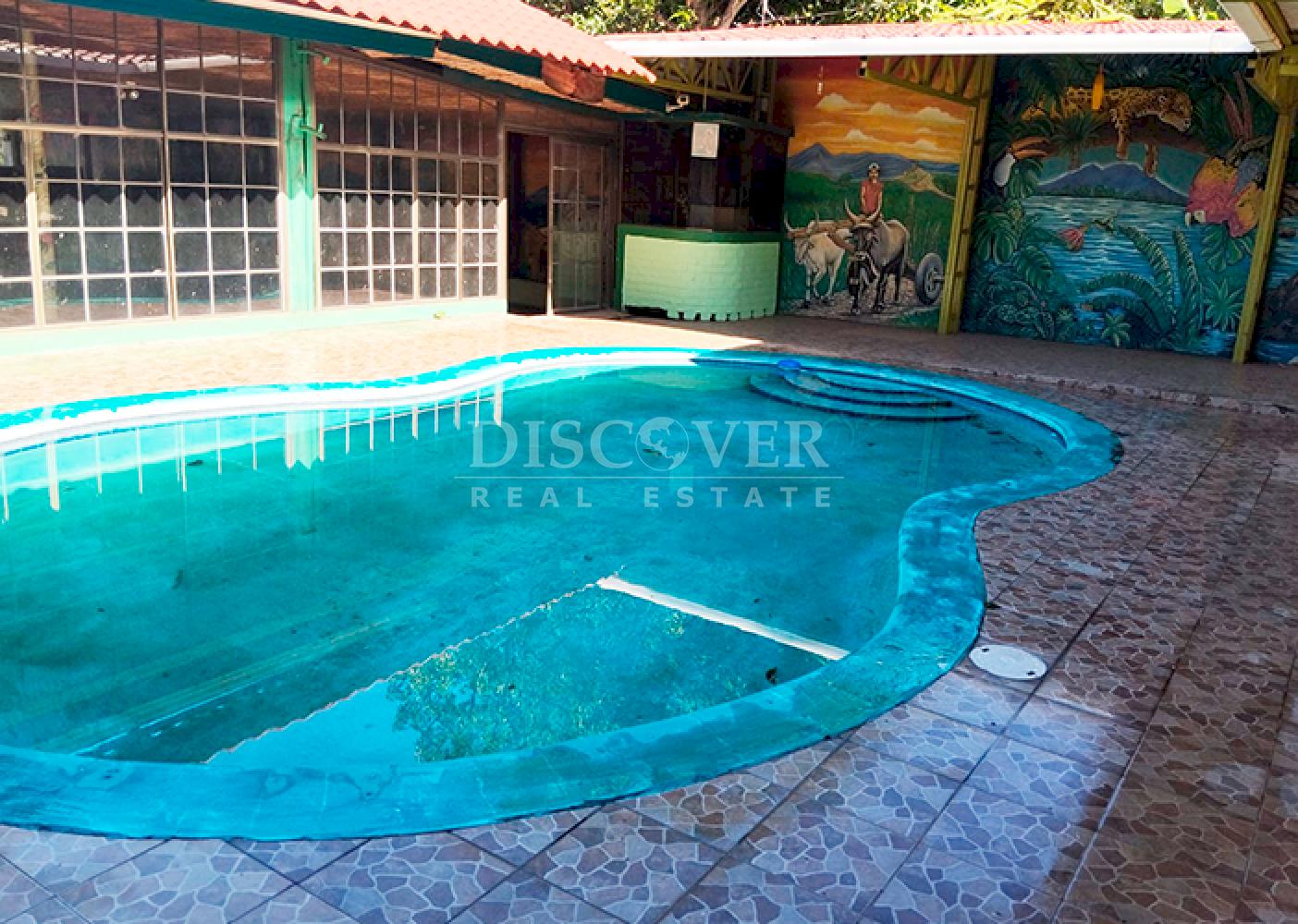  Commercial property with swimming pools for sale on the Masaya Highway