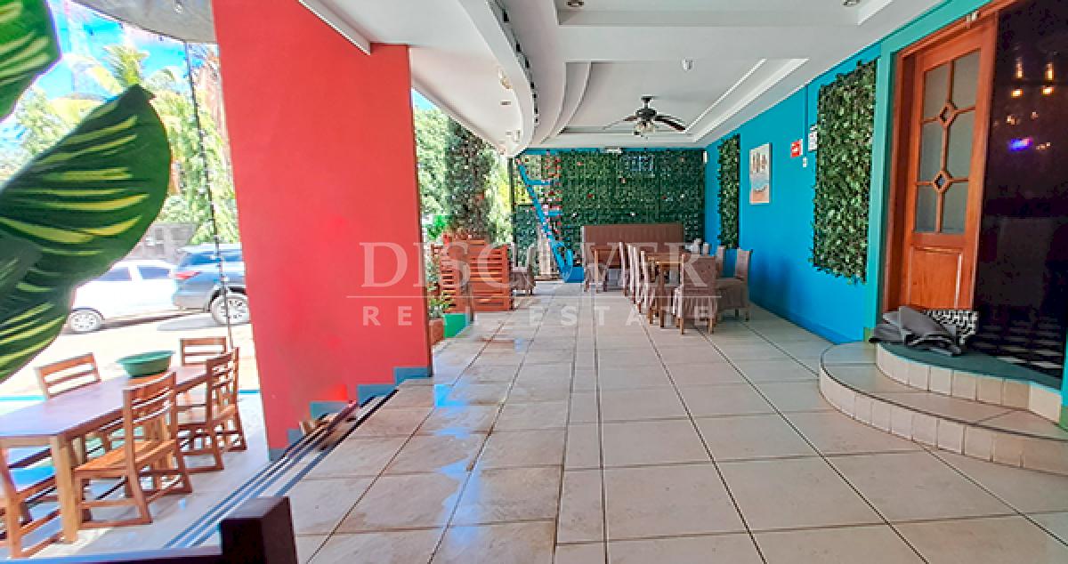  Spacious house with pool for sale on the Carretera a Masaya