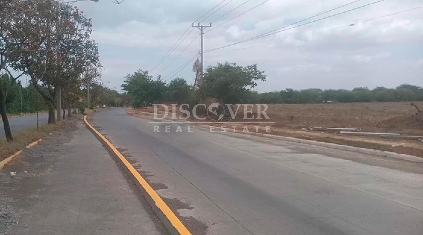  Land for sale in Pista Sabana Grande